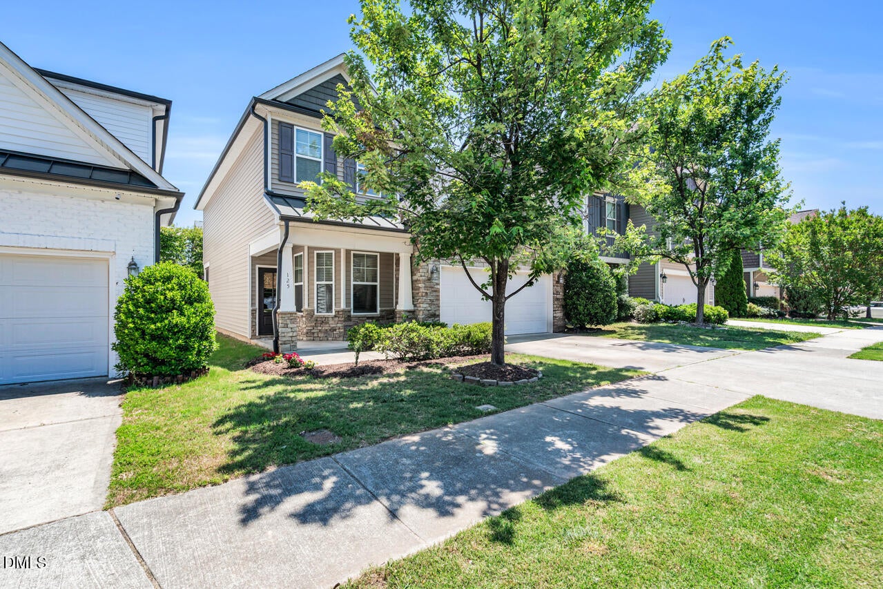 125 Station Drive