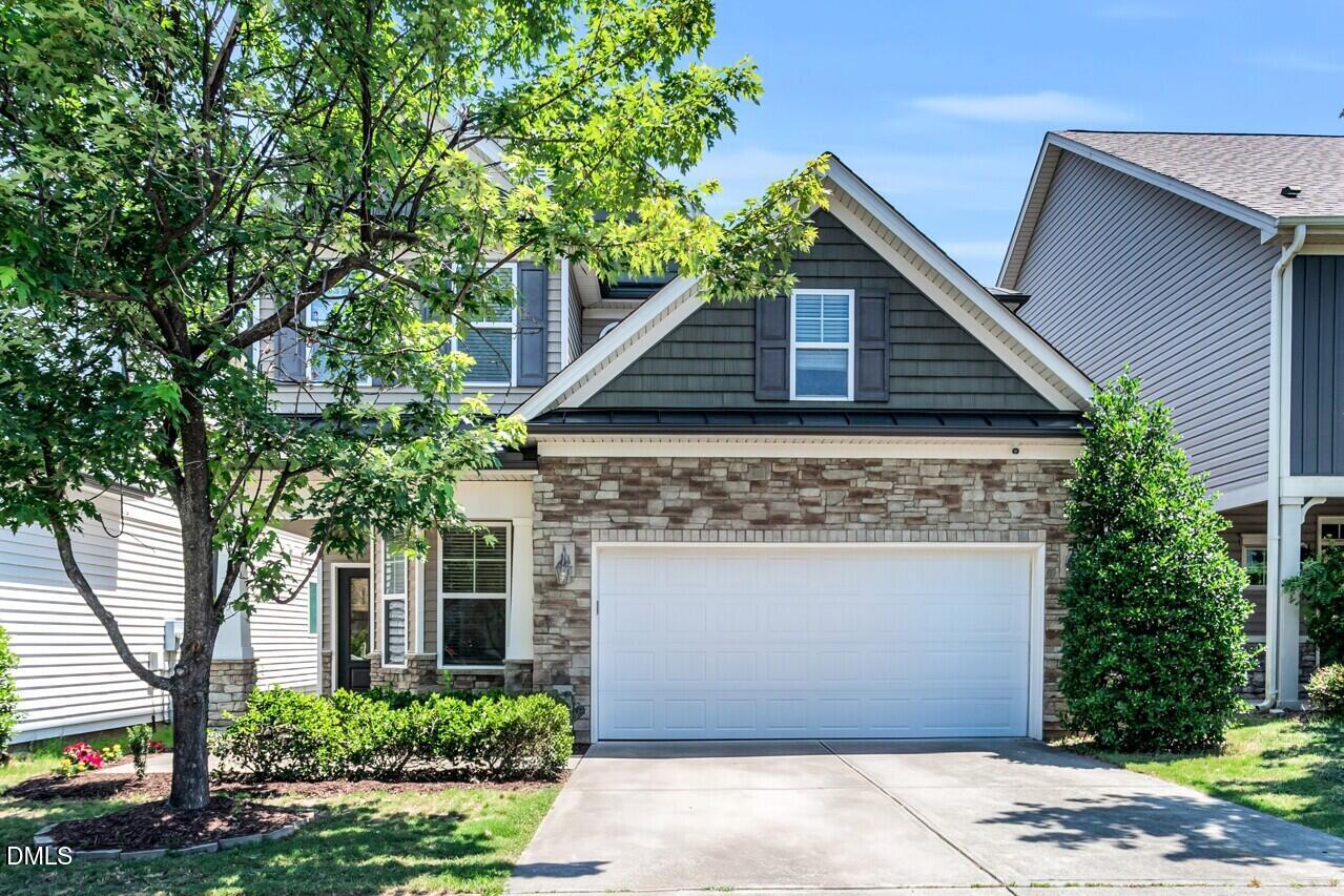 125 Station Drive