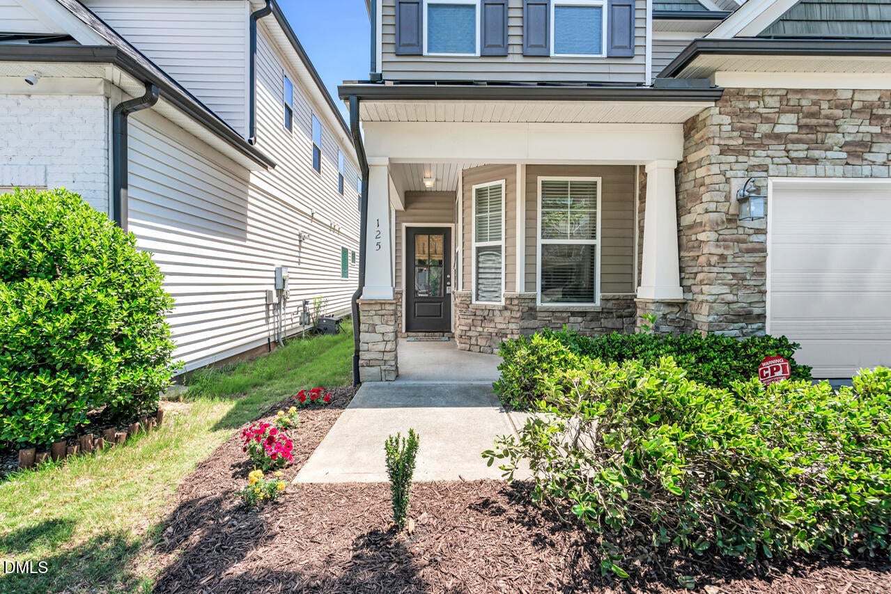 125 Station Drive