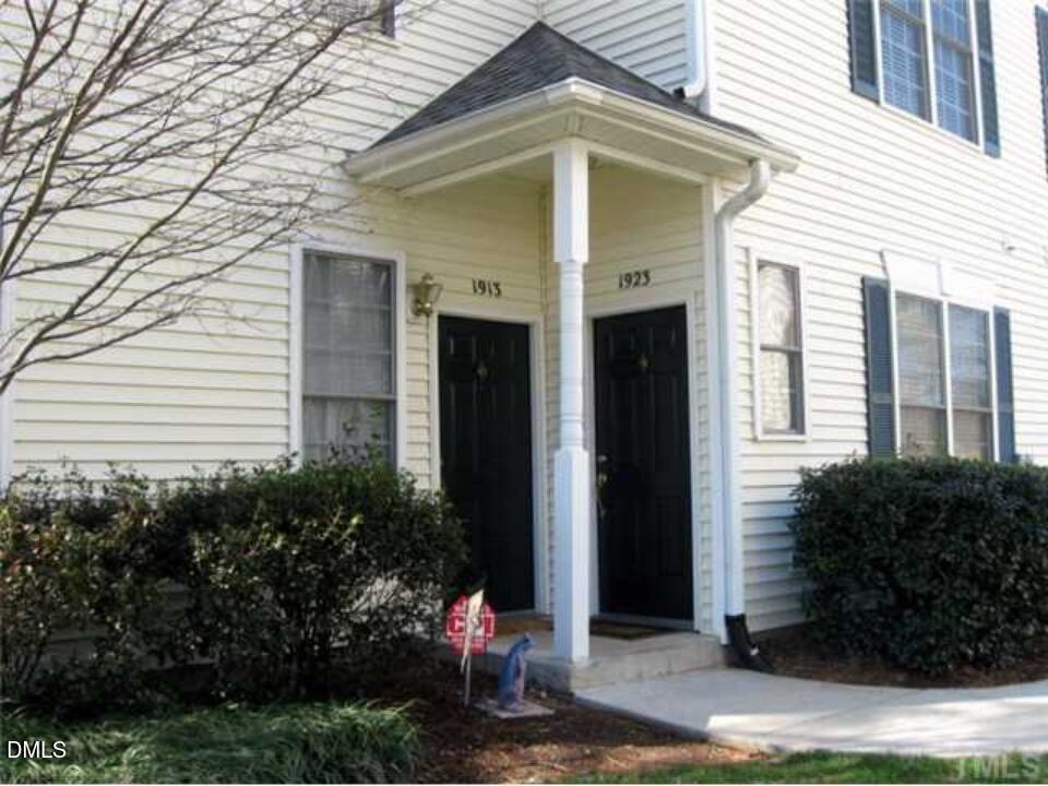 1923 Kudrow Lane 1923