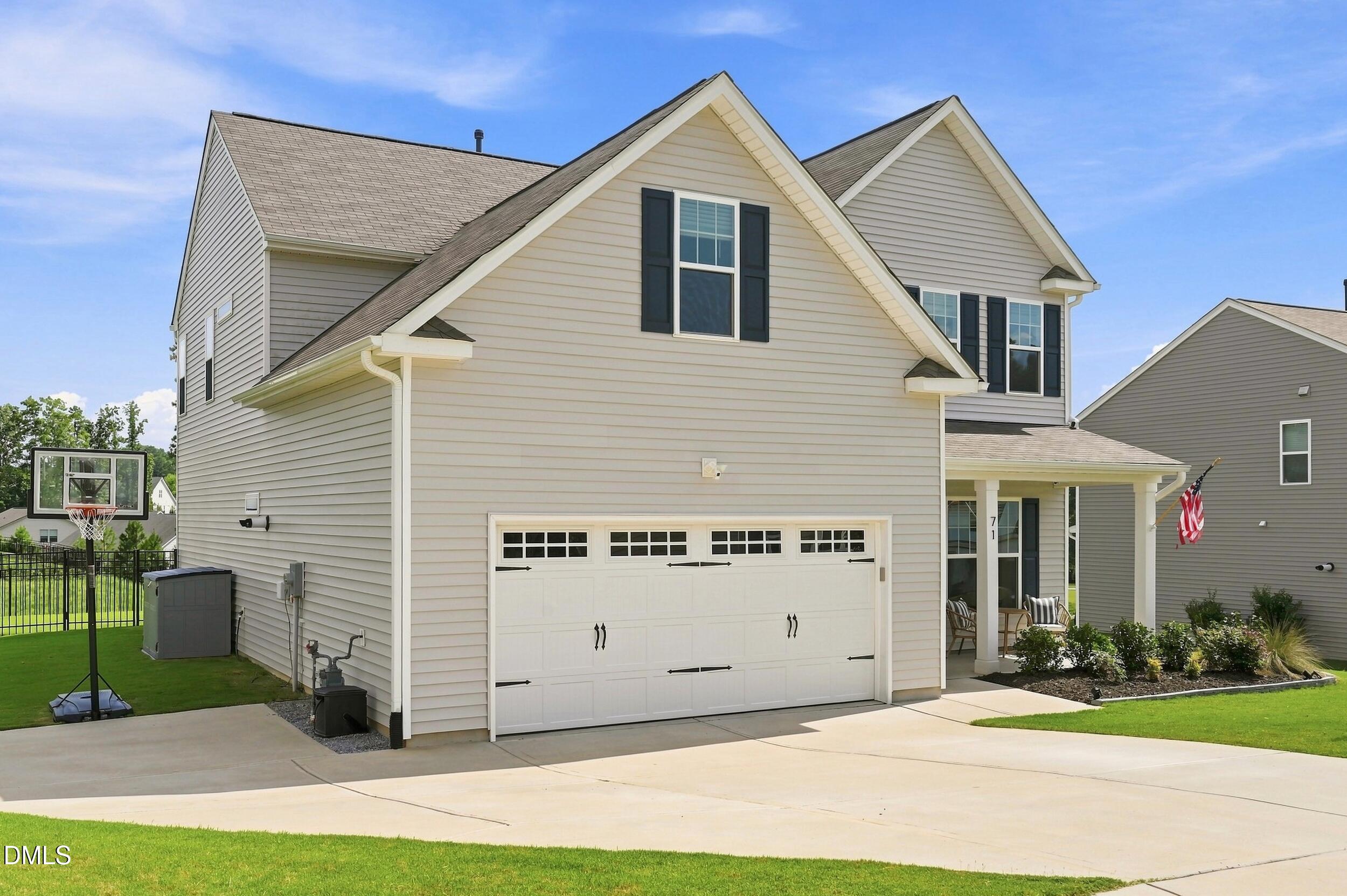 71 Capanne Court