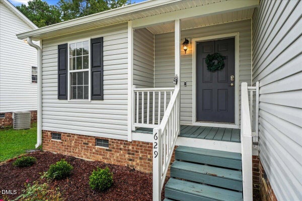 629 AVONDALE DR, CLAYTON, NC 27520 - Image 1f911b5ff7b3f396028e0d4a05fcb0e5/3865773980