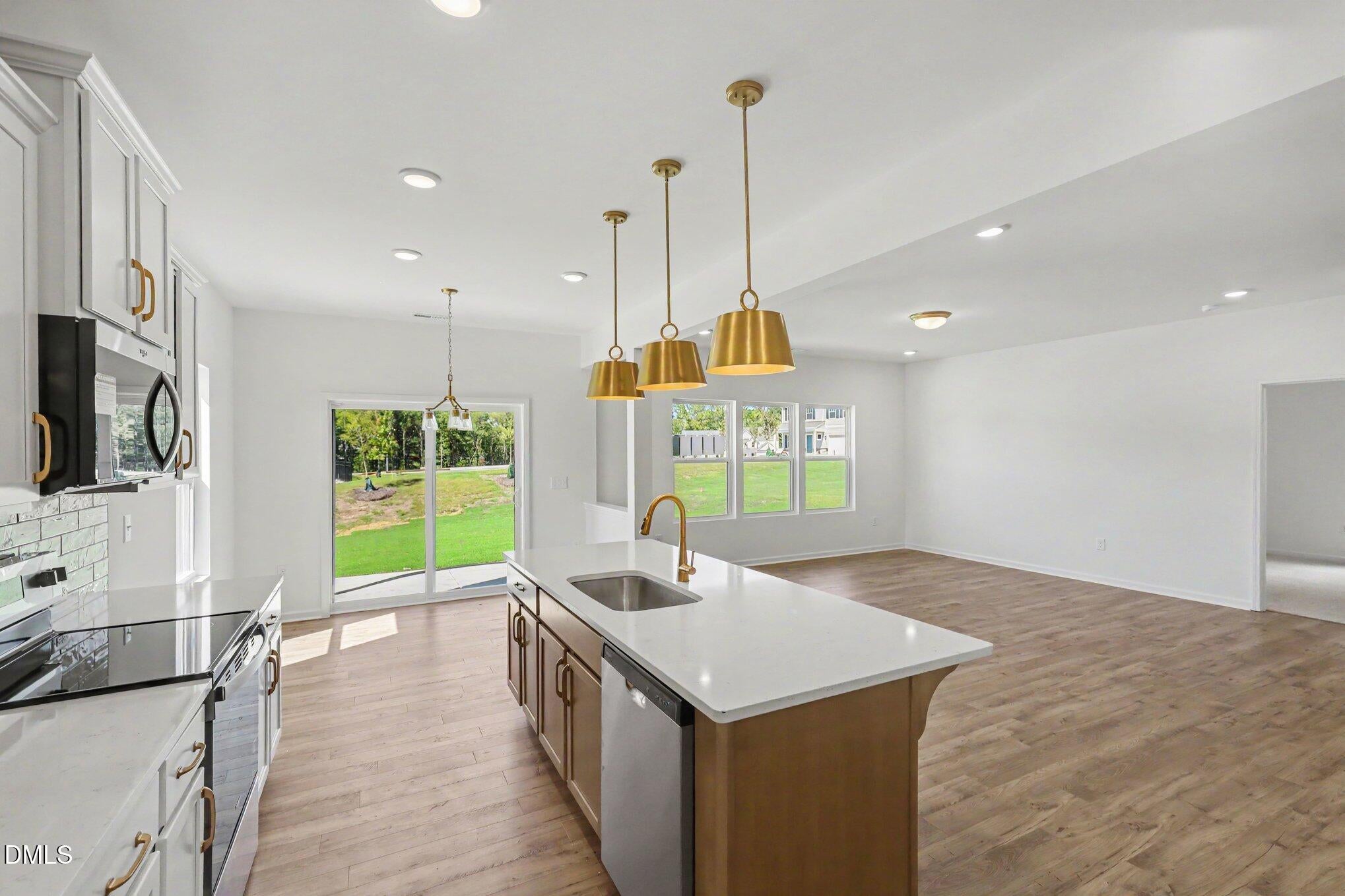 257 Oriole Drive 182