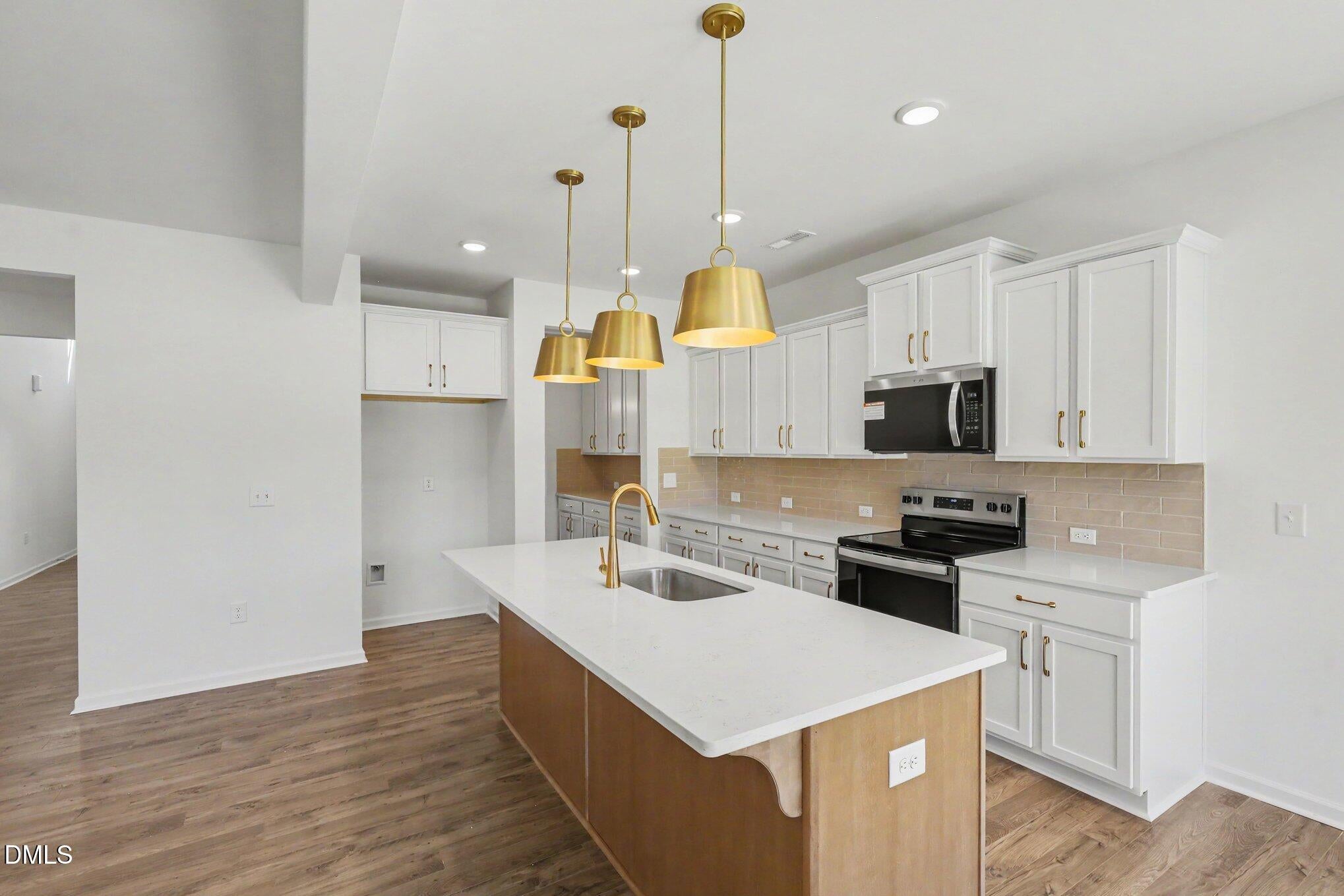 257 Oriole Drive 182