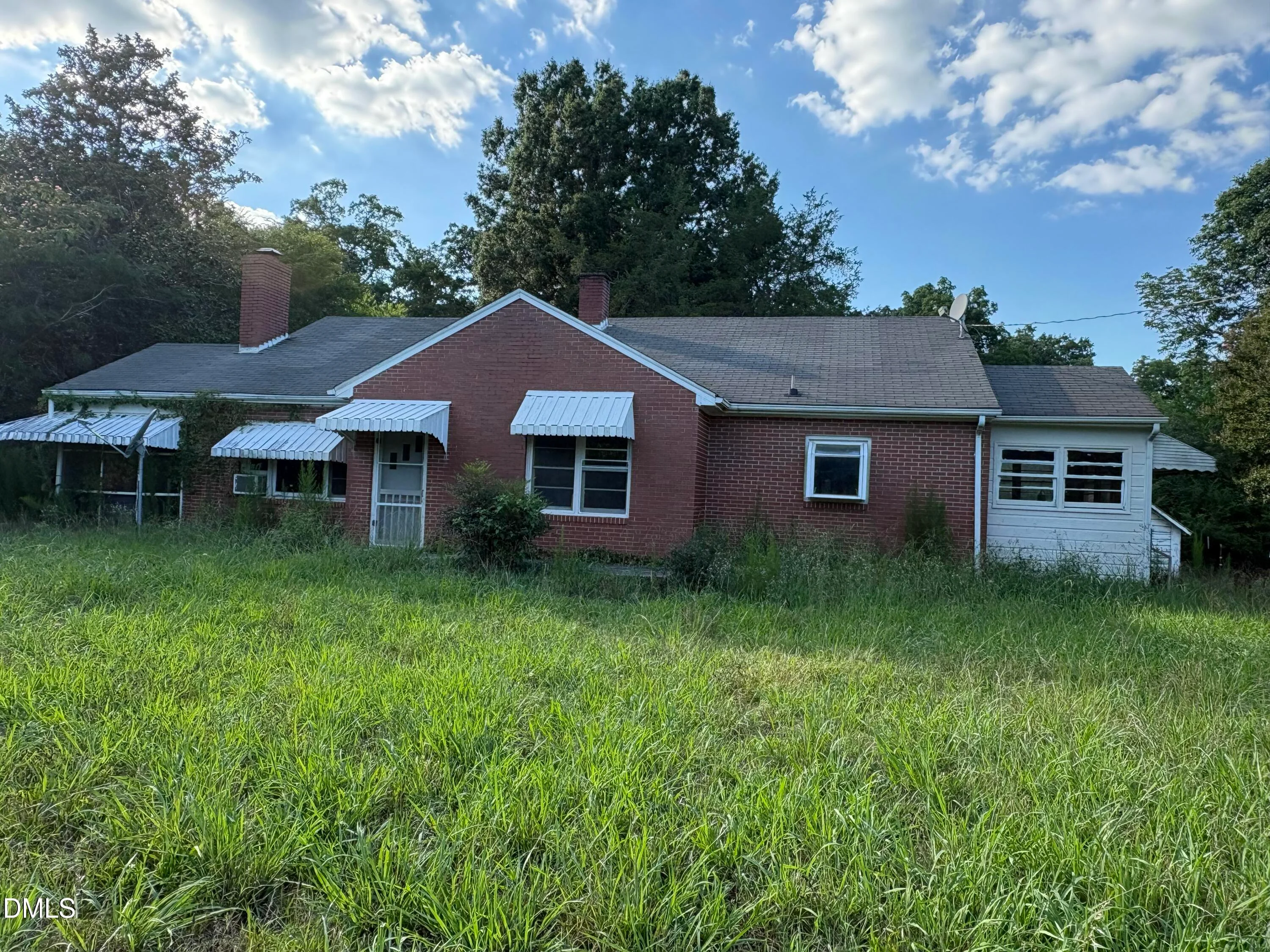 982 Castle Rock Farm Road