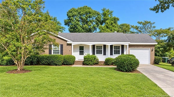 7114 EVANSTON ST, FAYETTEVILLE, NC 28314 - Image 21eea6110cf36e3cd87bb442f02b86f7/934310166