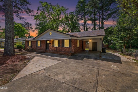 Photo of 318 S Mcpherson Church Road, Fayetteville, NC 28303 (MLS # 10192202)