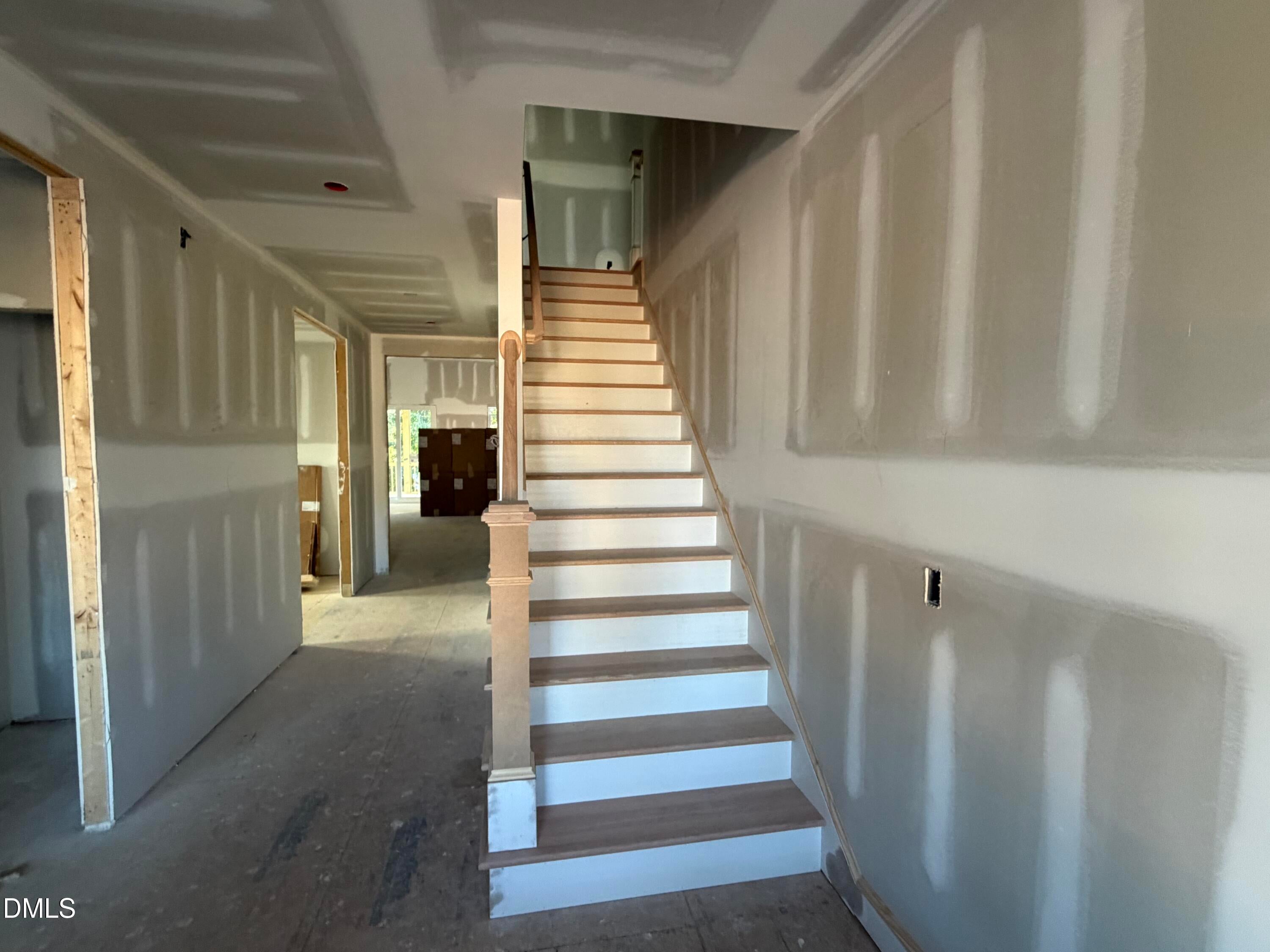743 W Holly Springs Road