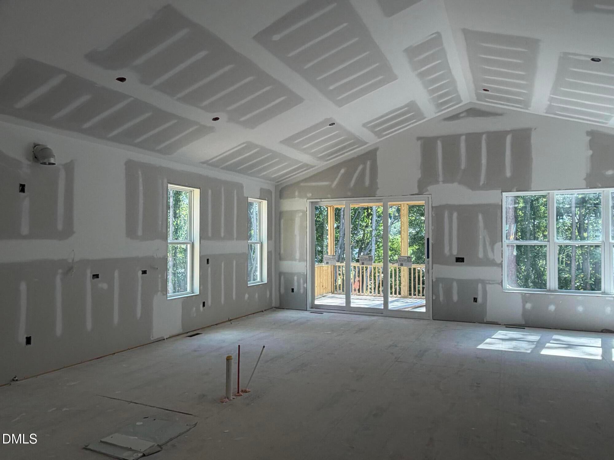 743 W Holly Springs Road