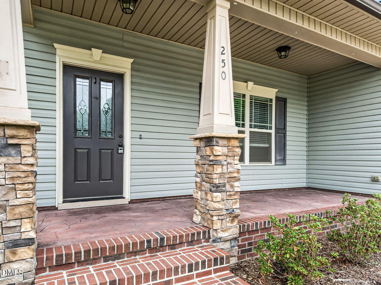 250 Carsons Creek Trail