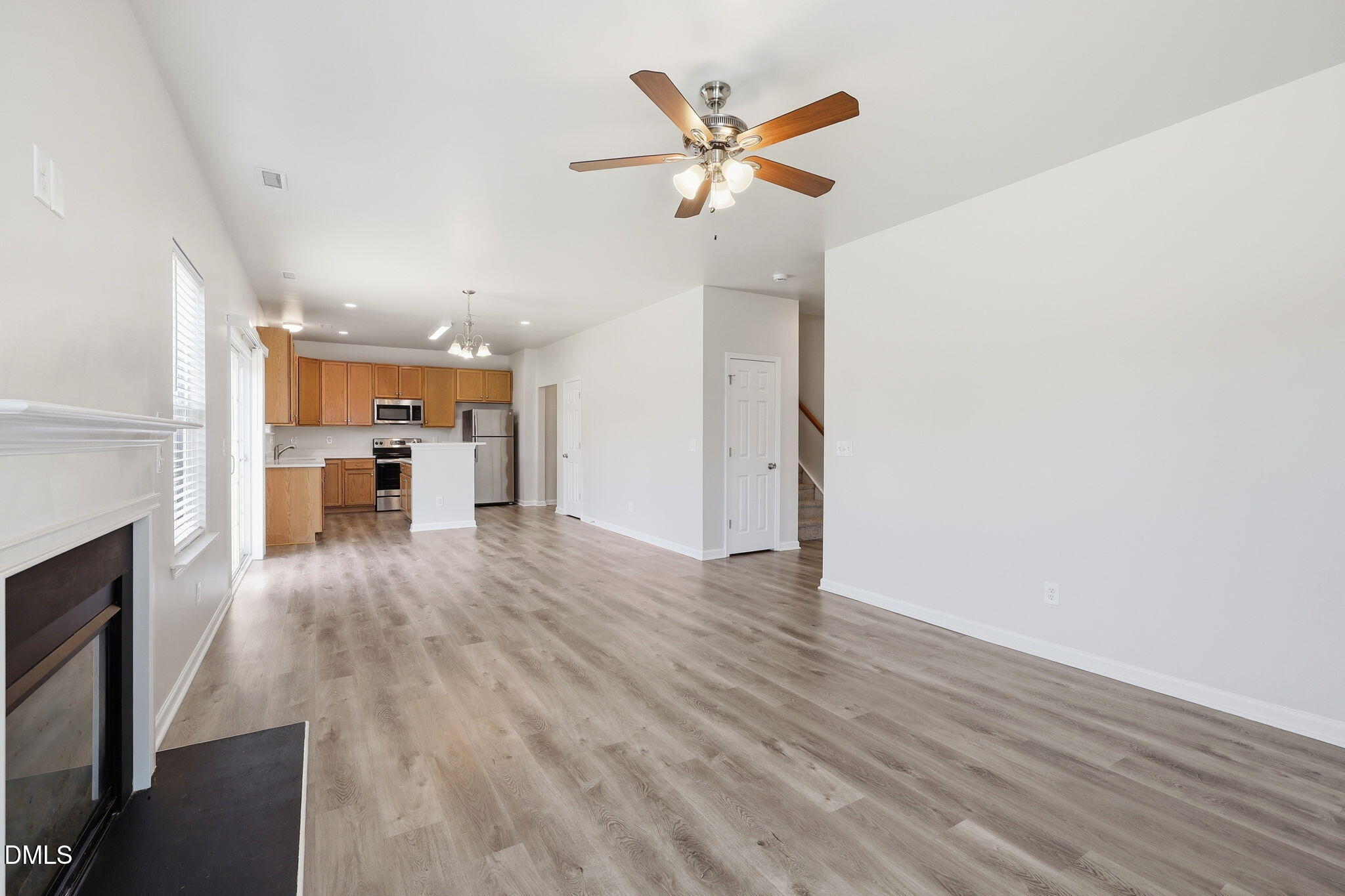 1009 Harvest Point Drive