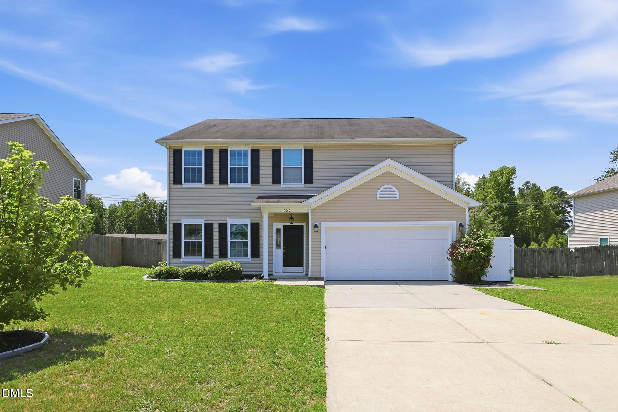 1009 Harvest Point Drive