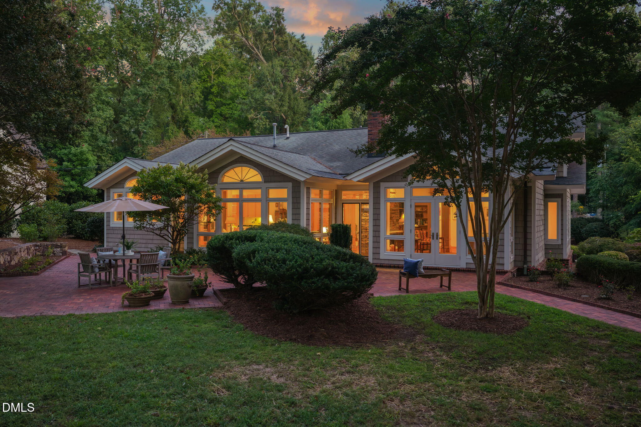 2806 Chelsea Circle