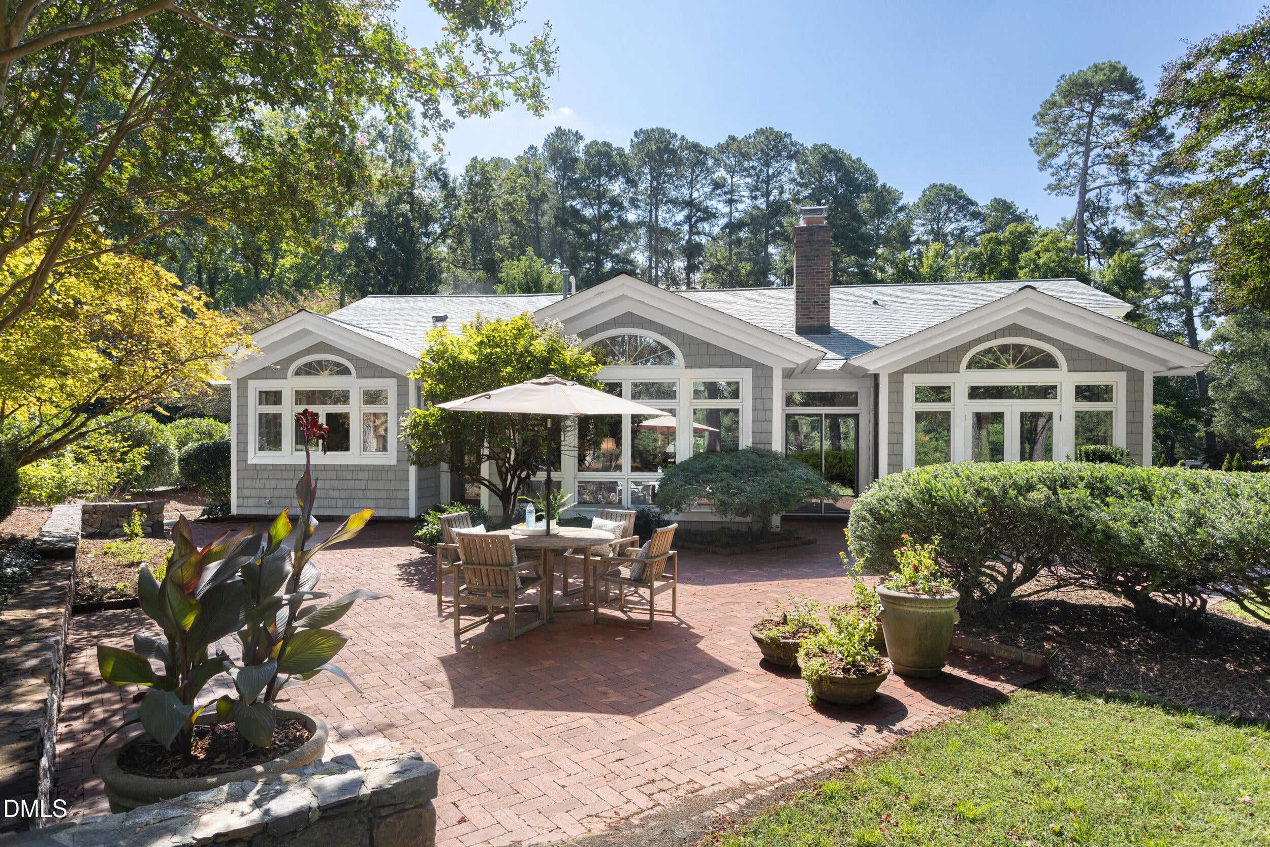 2806 Chelsea Circle