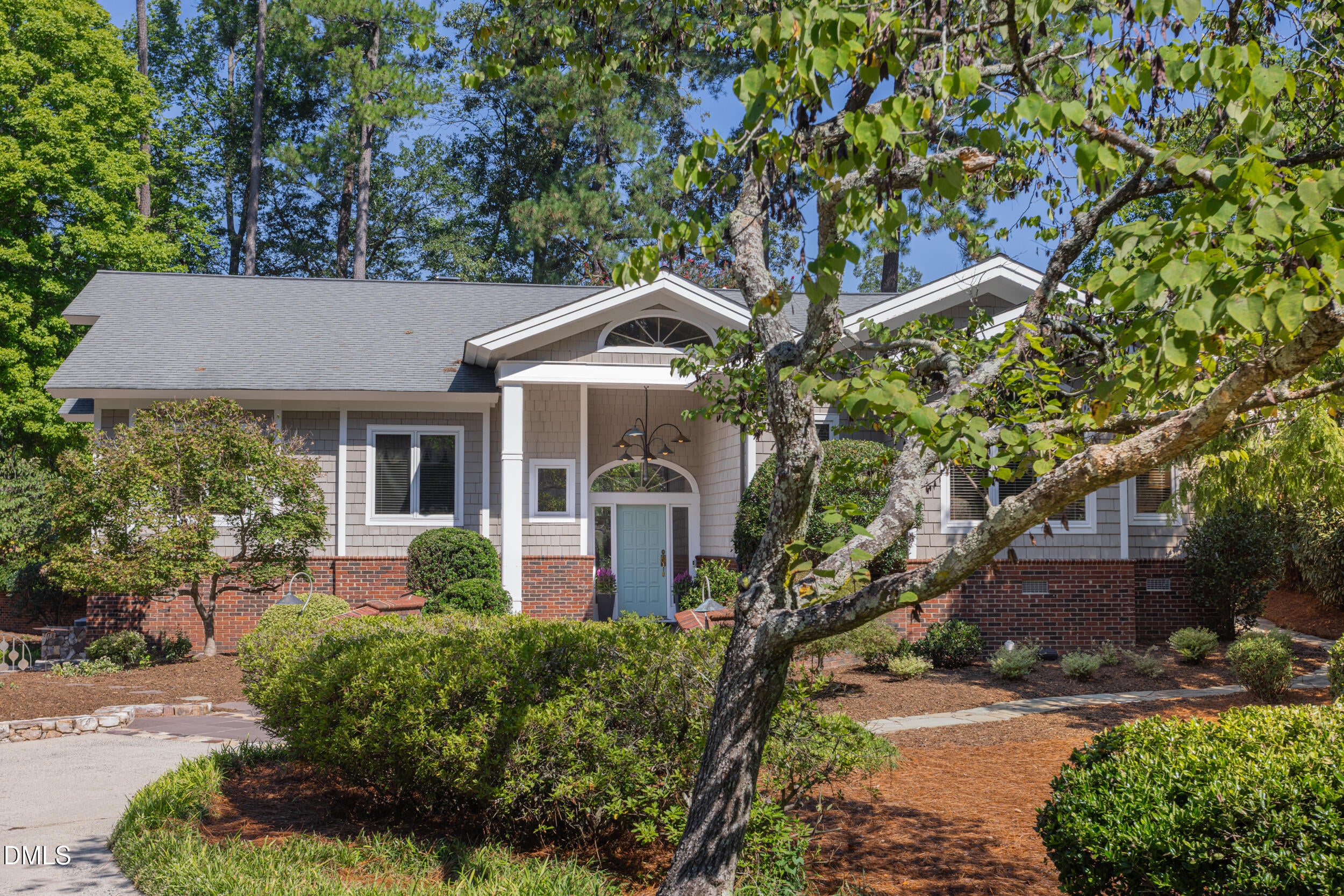 2806 Chelsea Circle