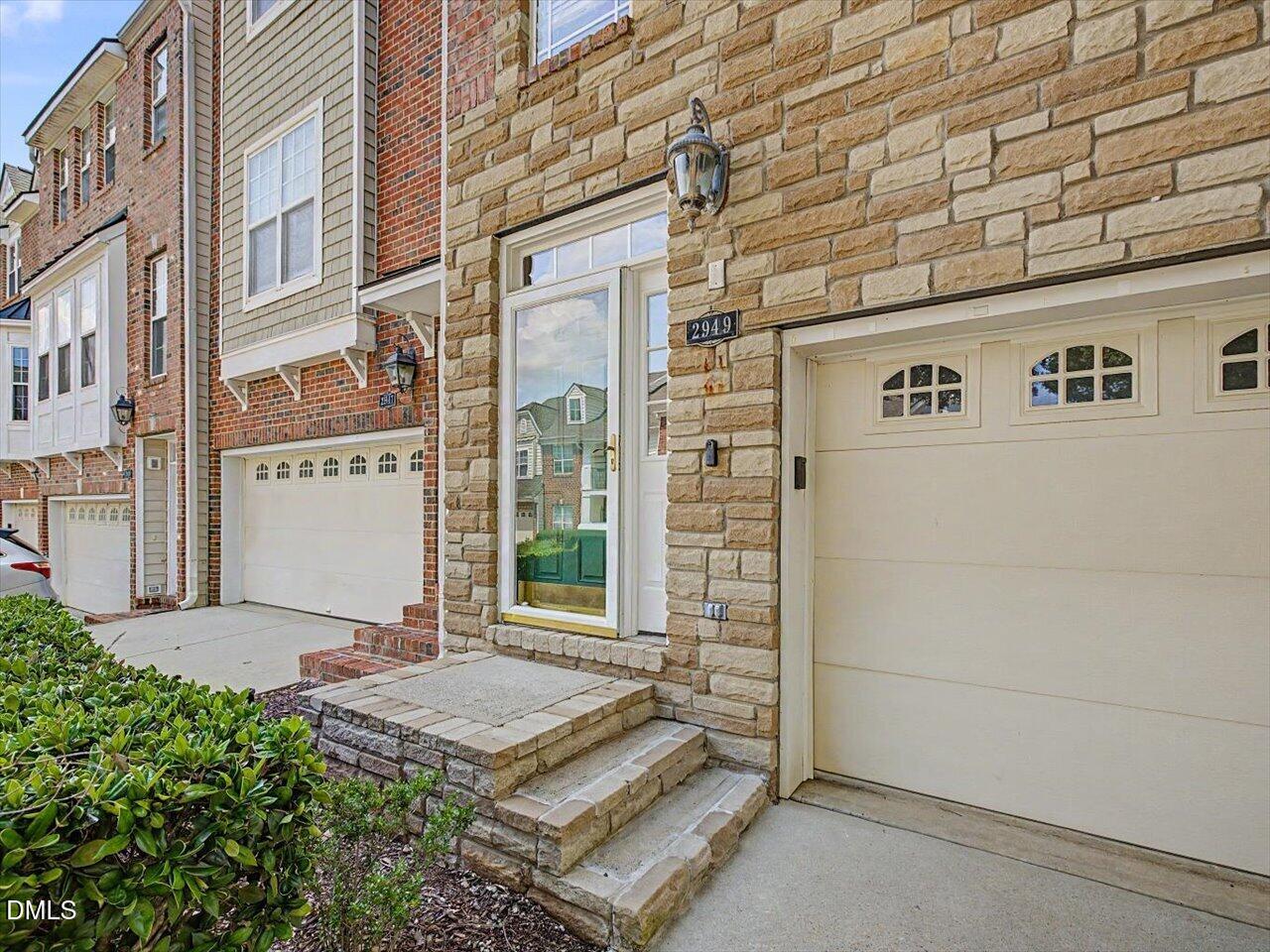 2949 Imperial Oaks Drive