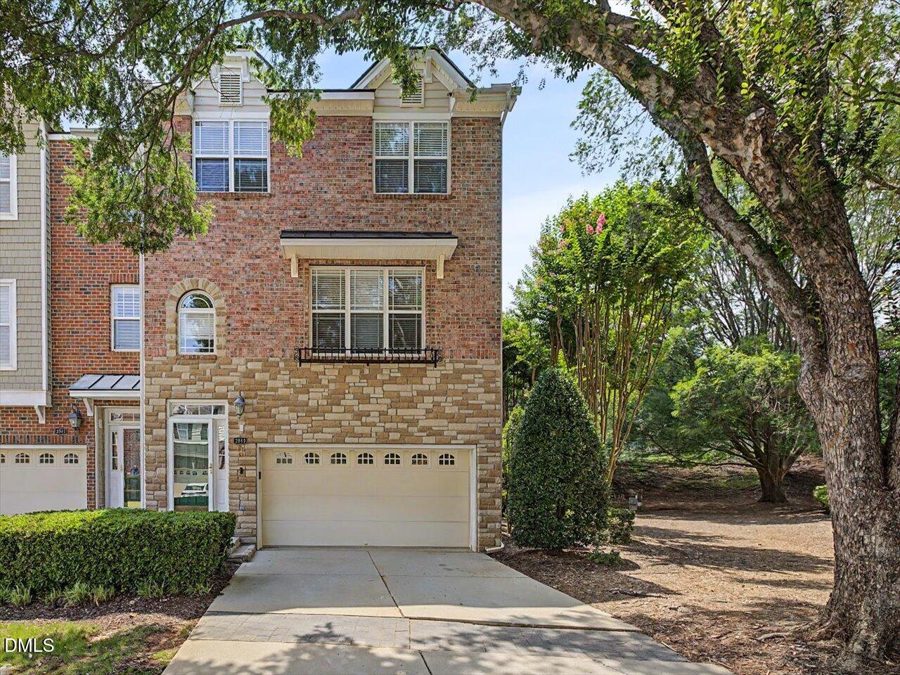 2949 Imperial Oaks Drive