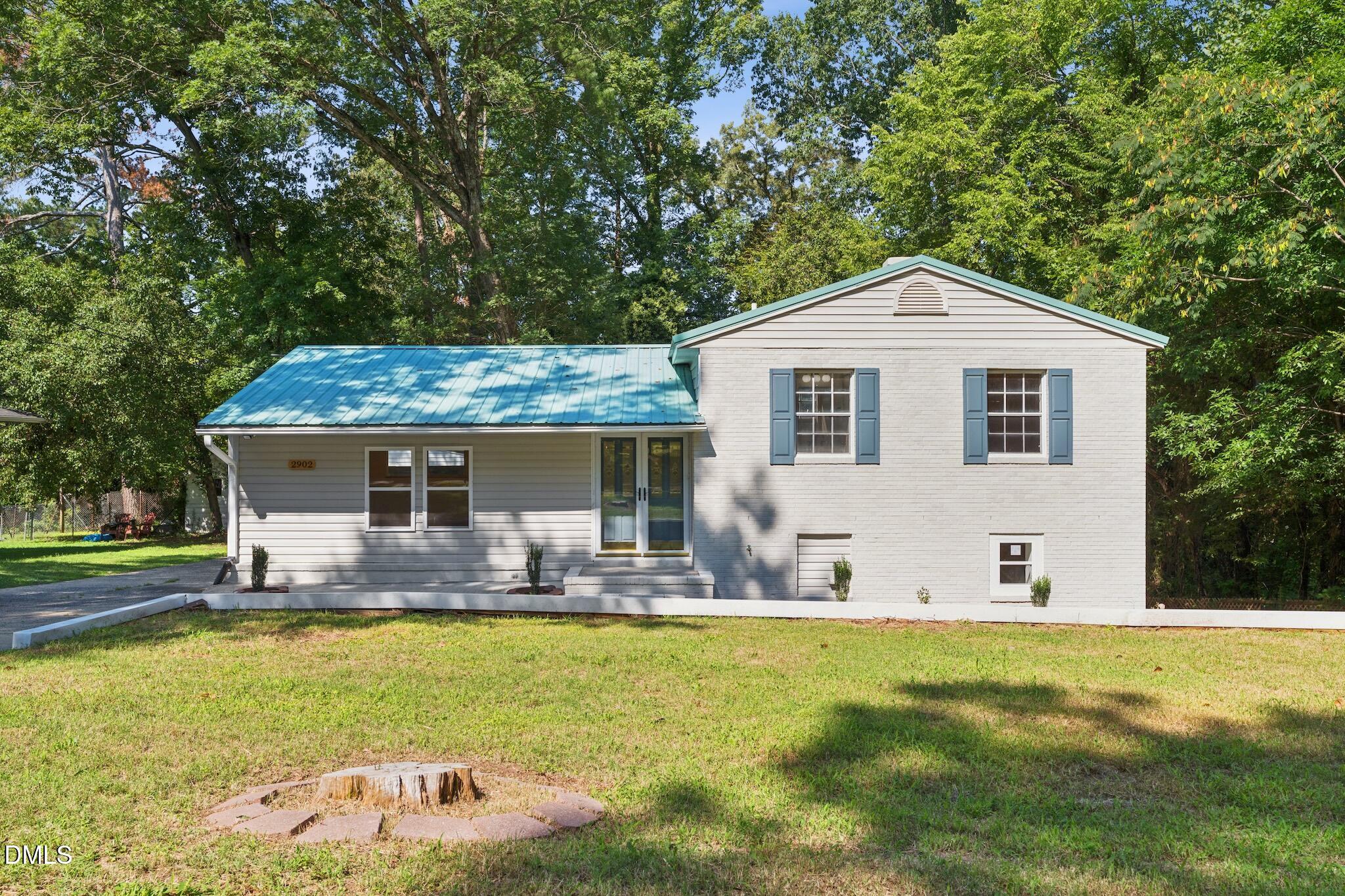2902 Kanewood Drive