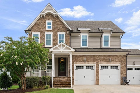 Photo for 828 Rambling Oaks Lane