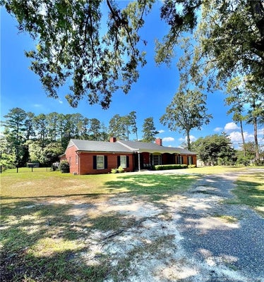 1502 LAKEVIEW RD, FAIRMONT, NC 28340 - Image 23fab451398ff30ed143d55cae5e168e/1560842576
