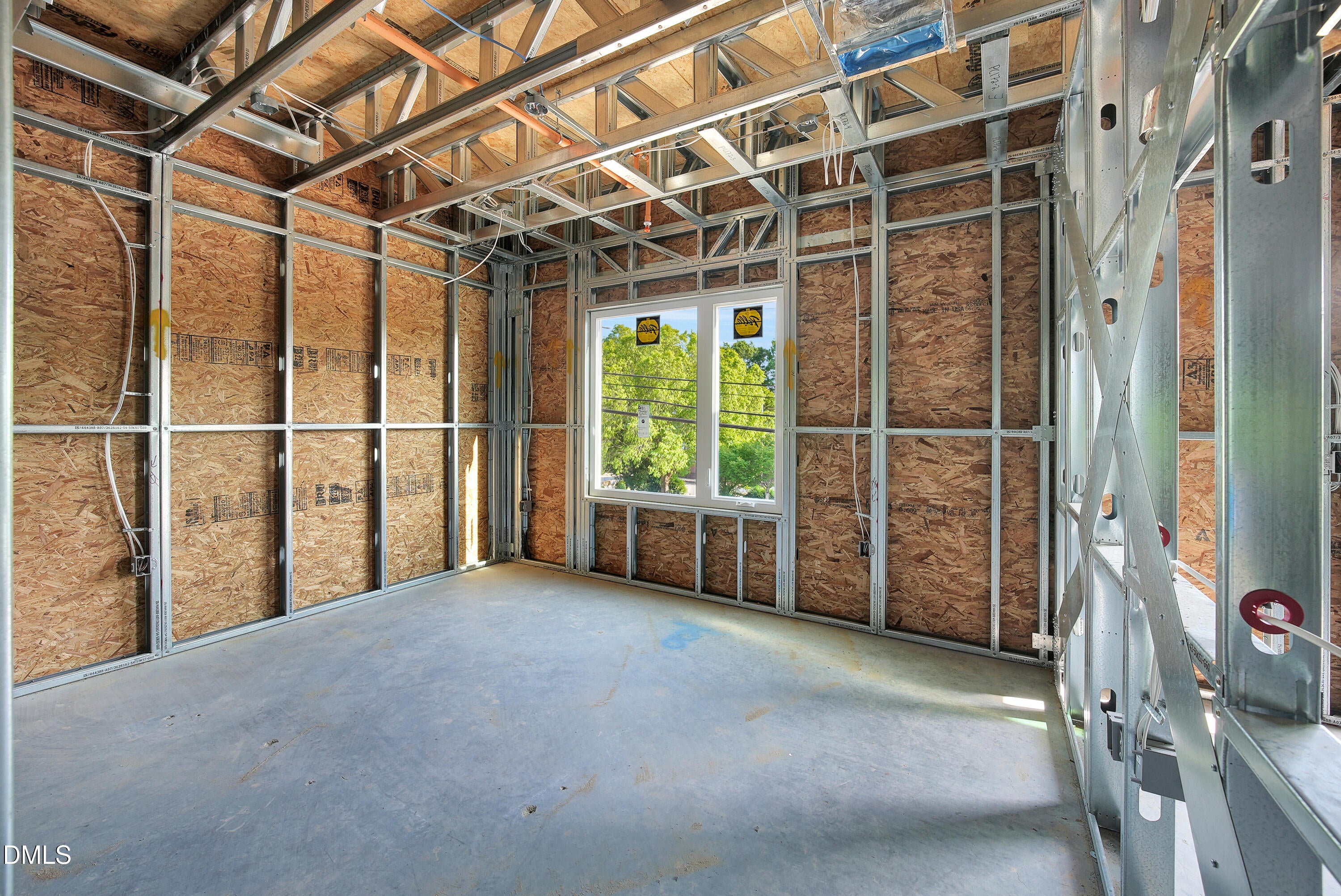 709 E Lenoir Street 205