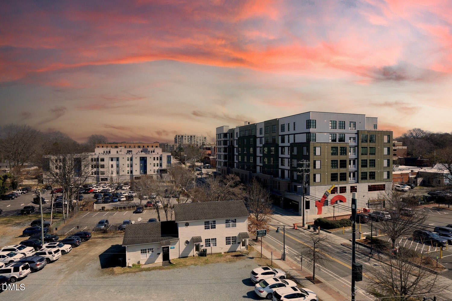 400 W Rosemary Street 111