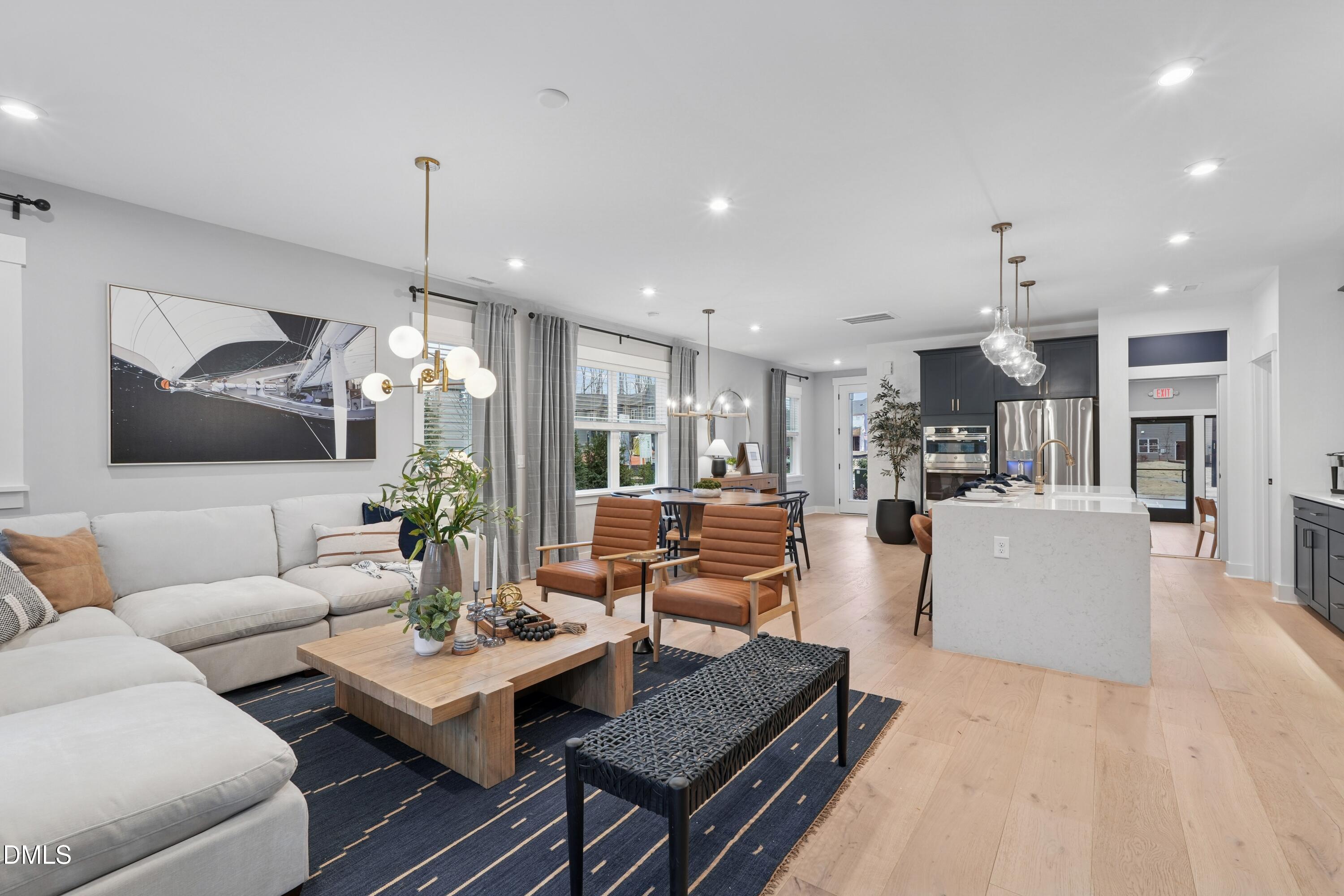 160 Pinnacle Drive Drive