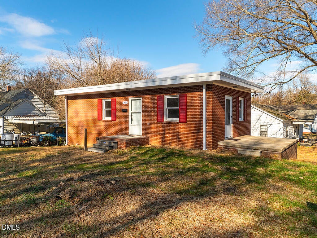 703 Wicker Street