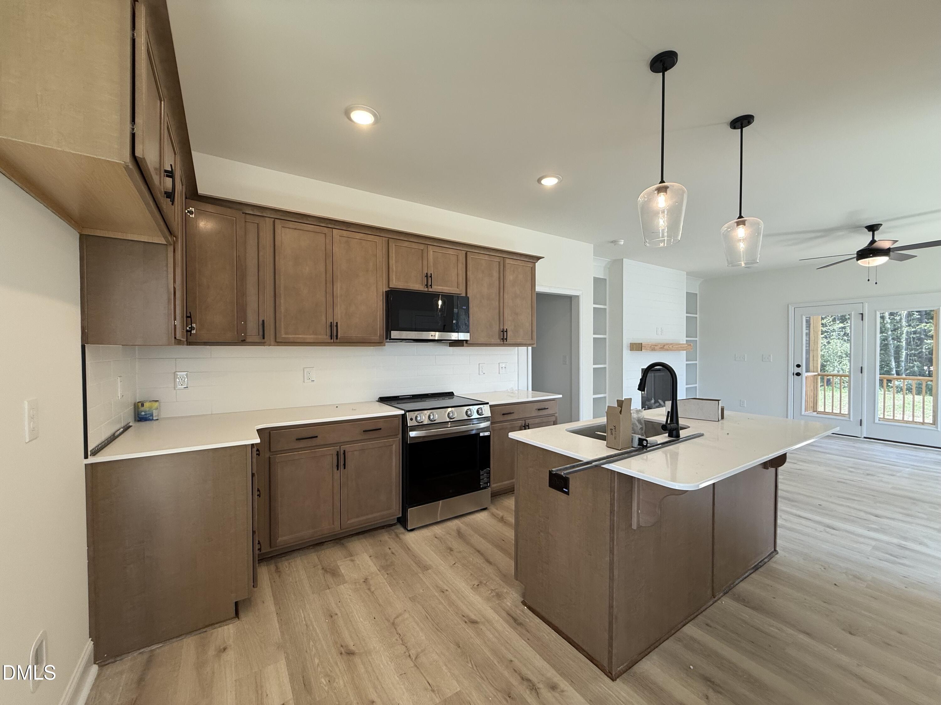 137 Cardovia Way