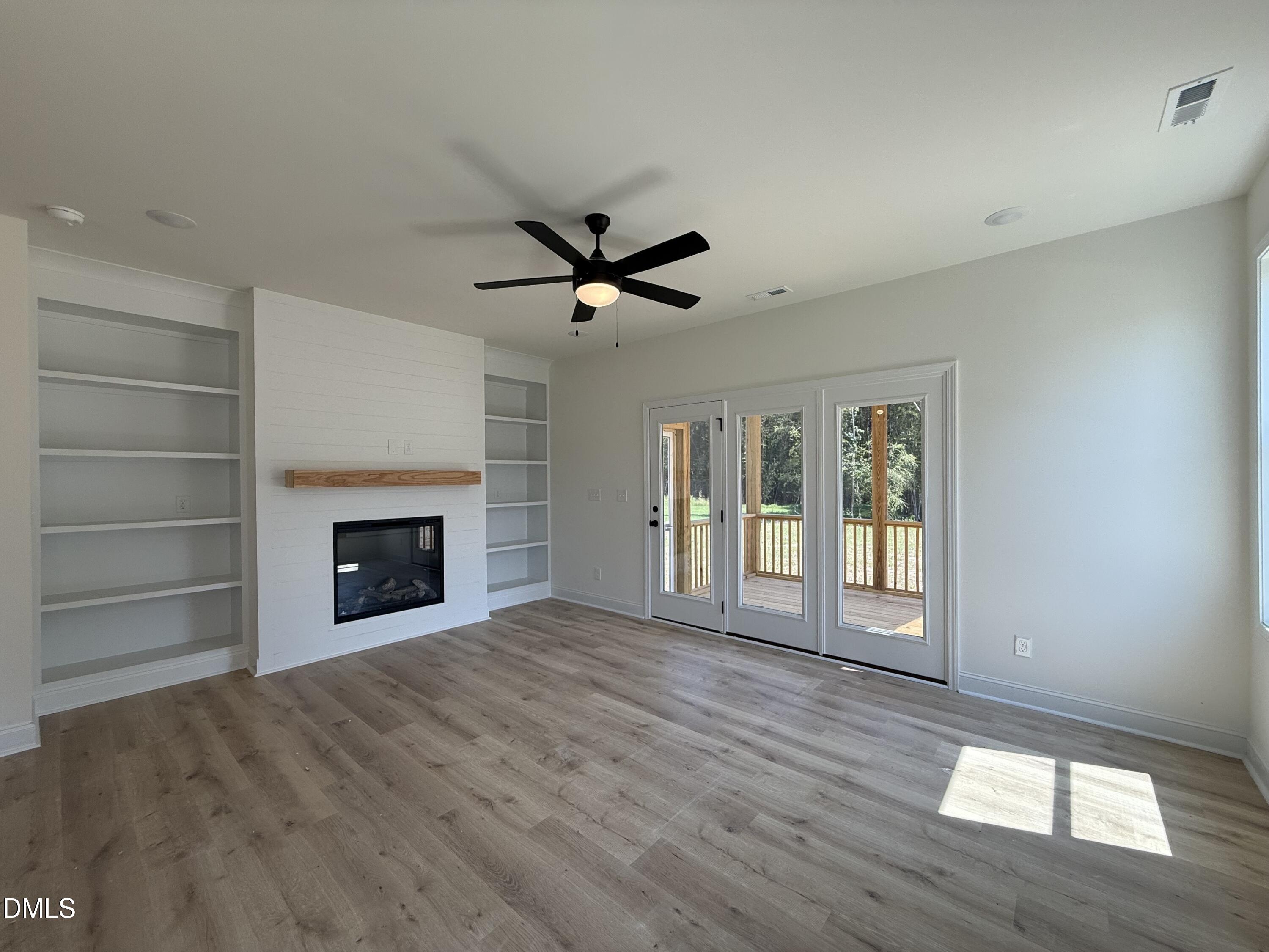 137 Cardovia Way