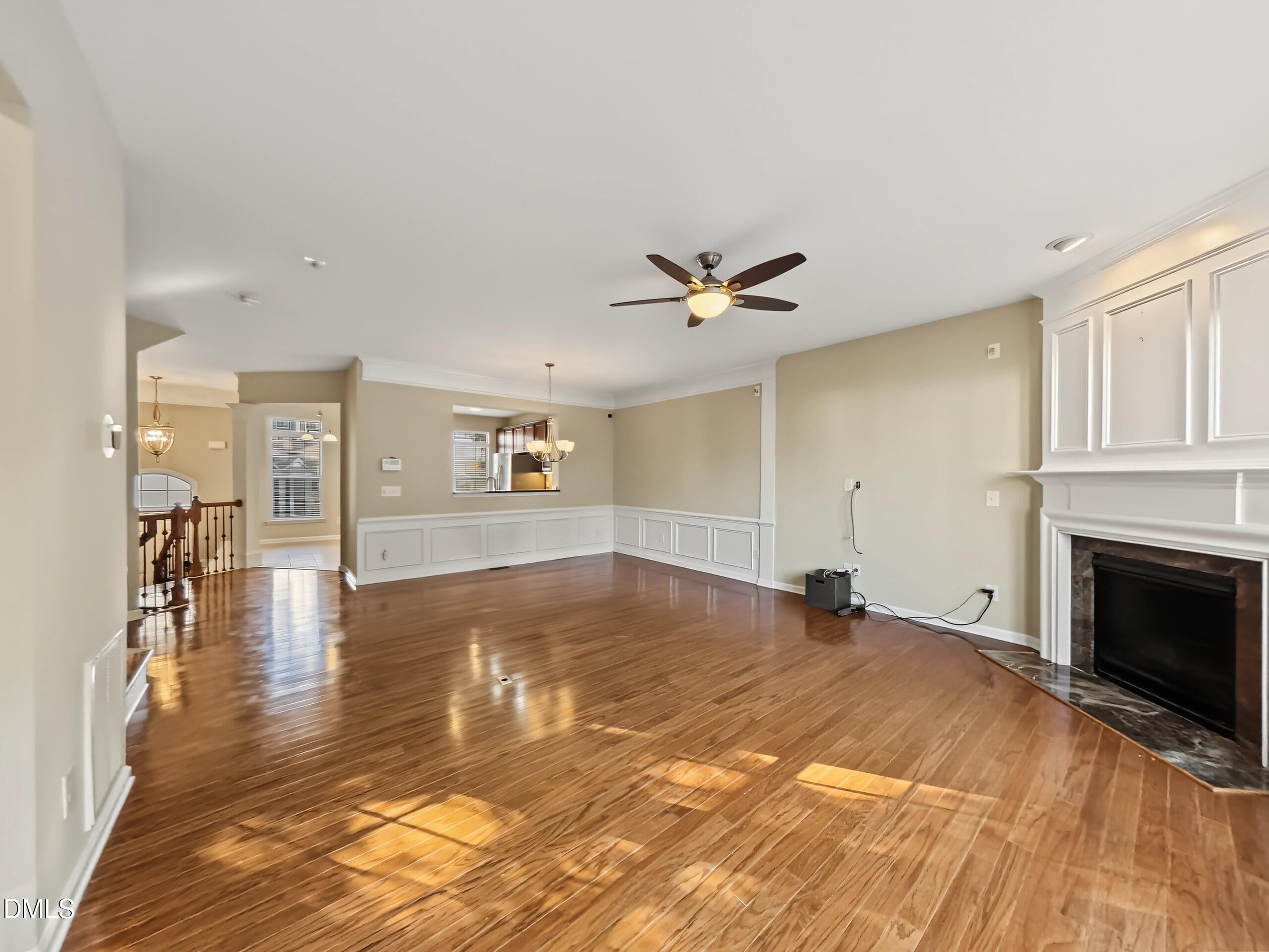 2509 Laurelcherry