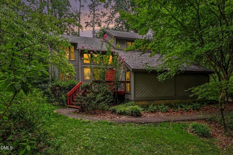 Photo of 814 Lake Forest Drive, Raleigh, NC 27615 (MLS # 10191067)