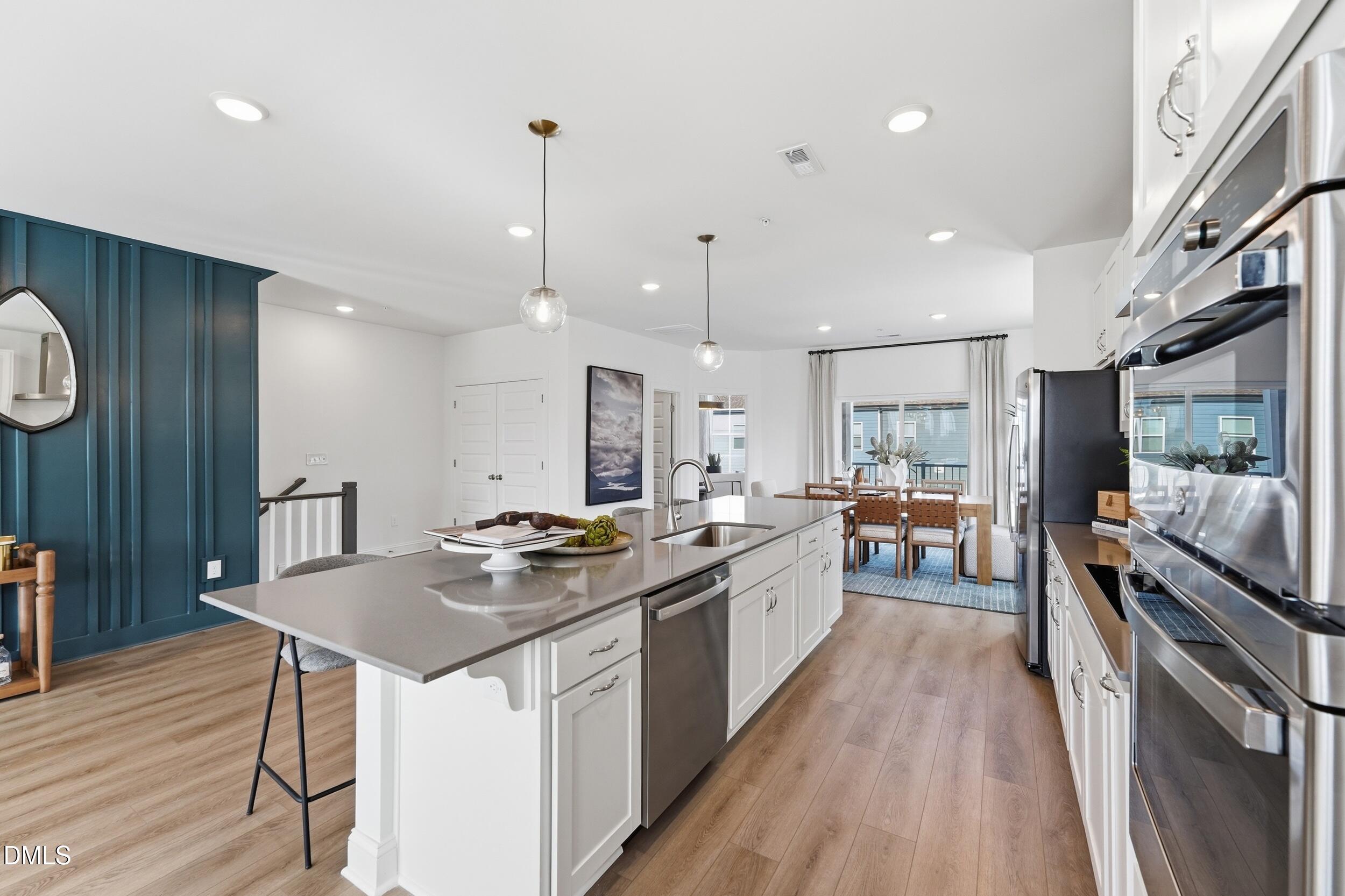 423 Grove Overlook Lane 200