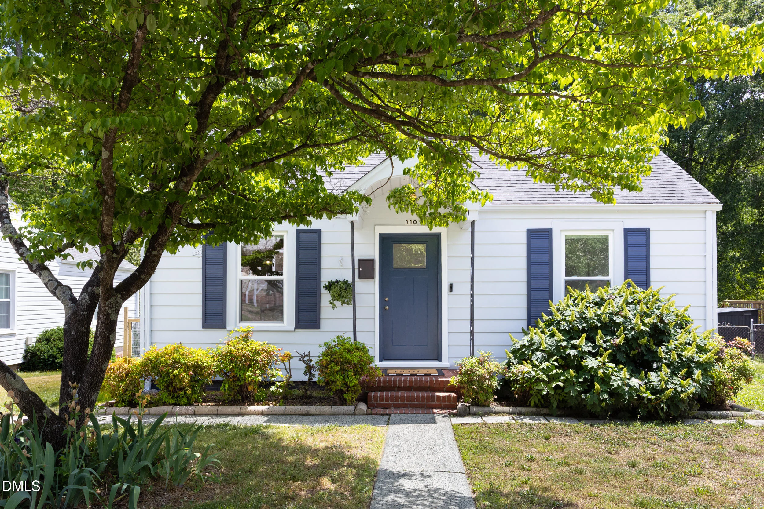 110 E Maynard Avenue
