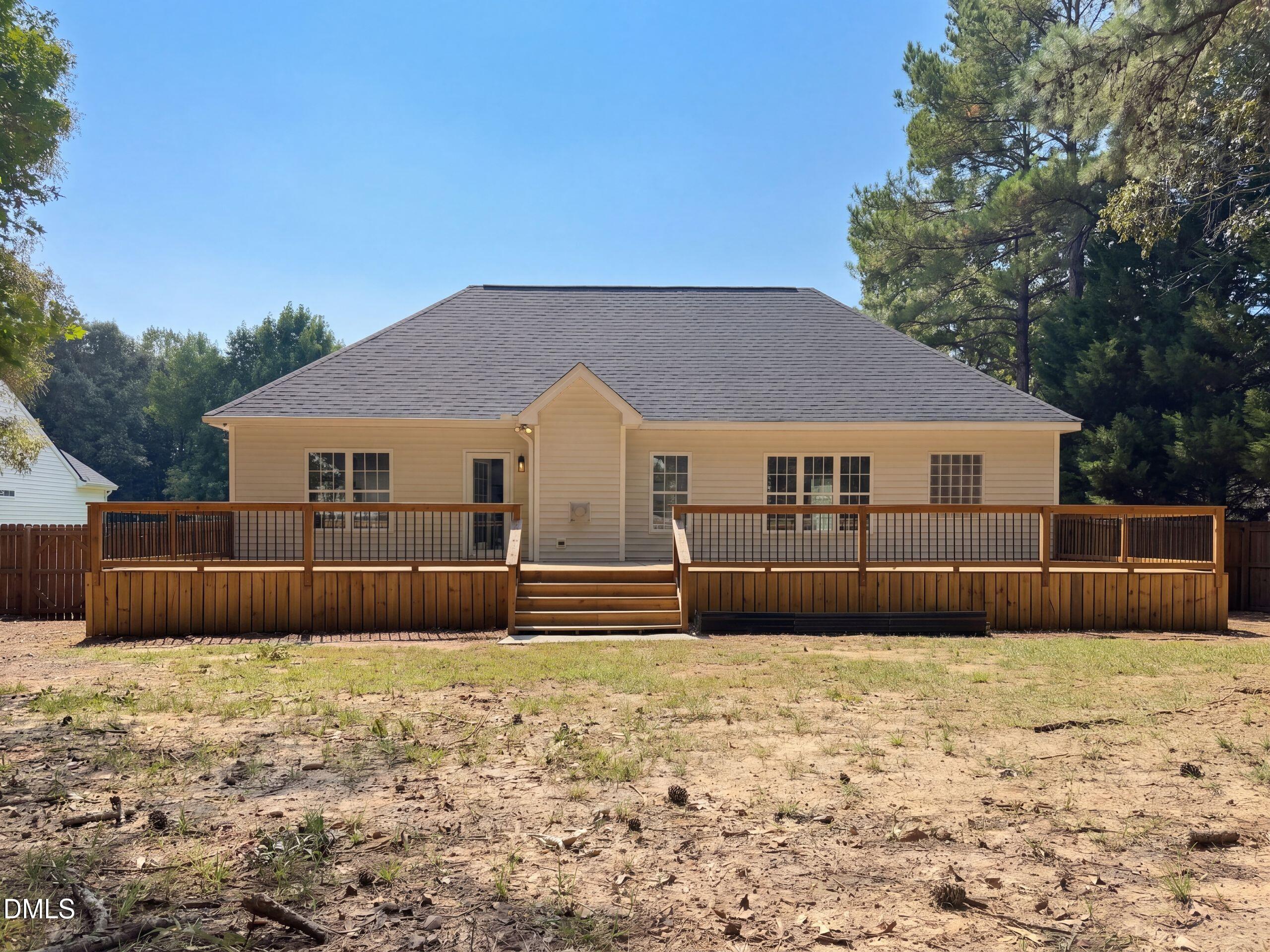 321 Groundsel Place