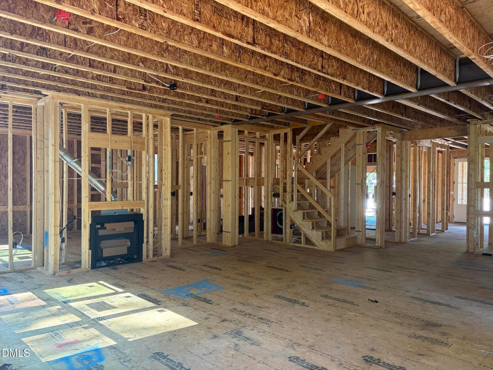 761 W Holly Springs Road
