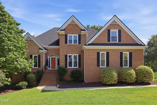 3253 ANDERSON DR, RALEIGH, NC 27609 - Image 2694f6ae8749865e2e124baba372d1d2/1323118005