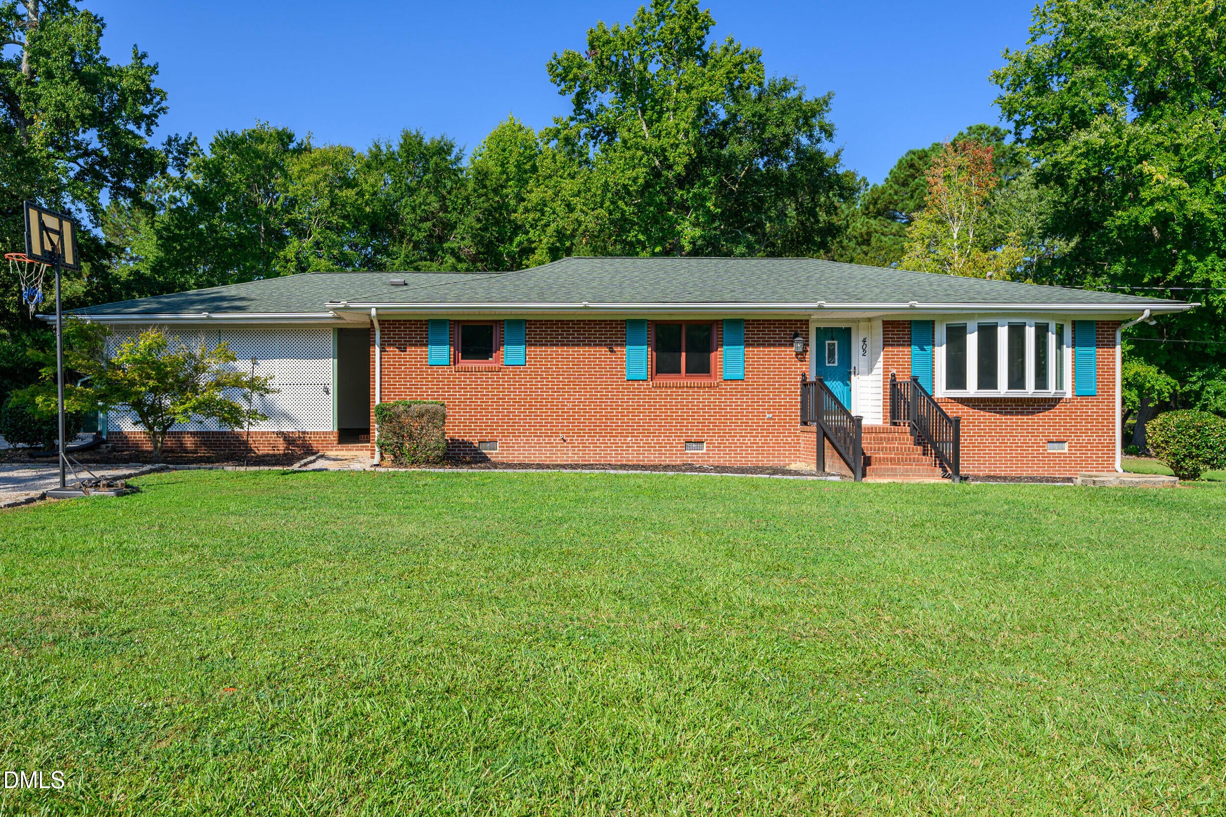 402 Stallings Road