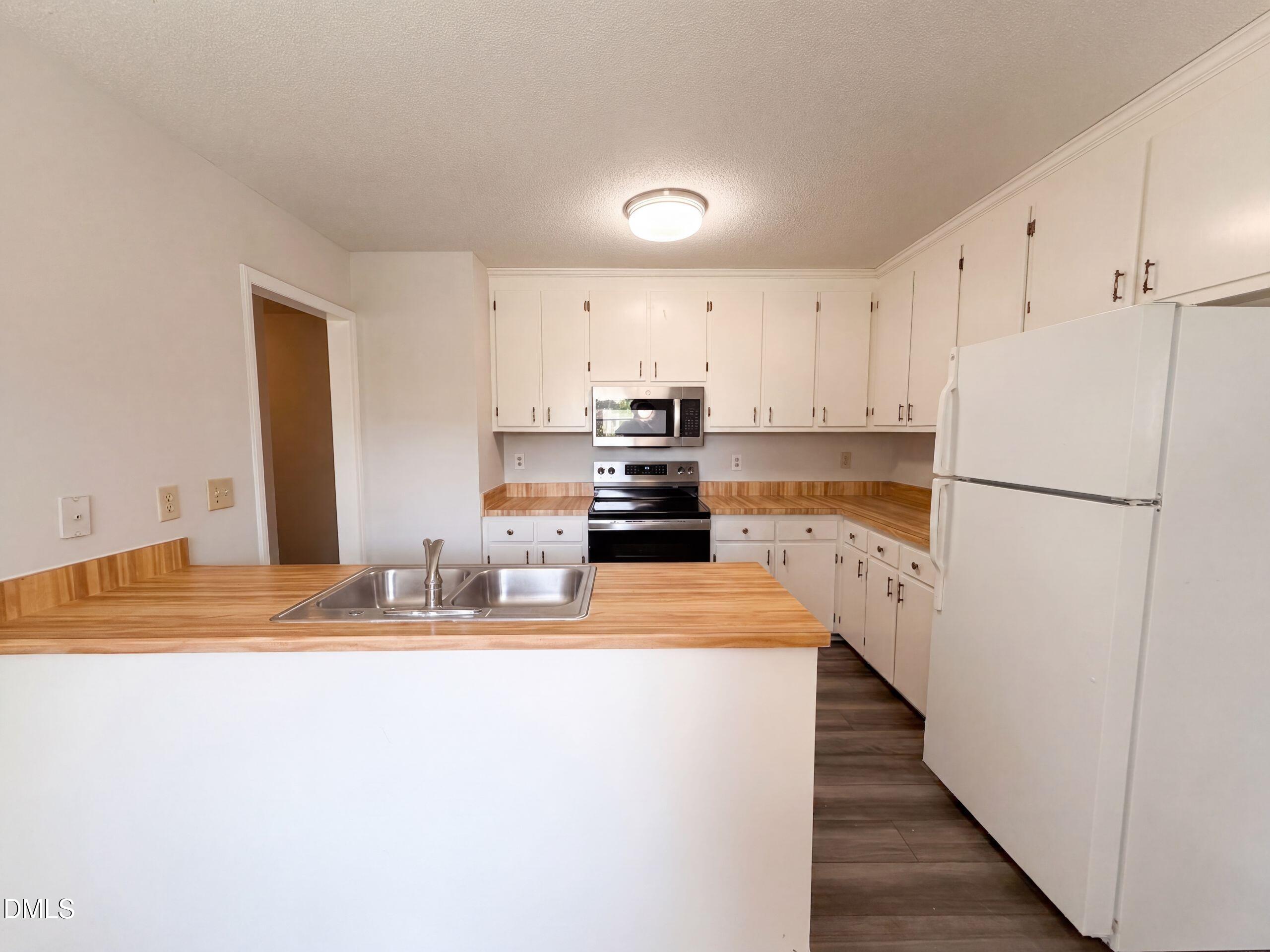 130 Rolling Acres Road
