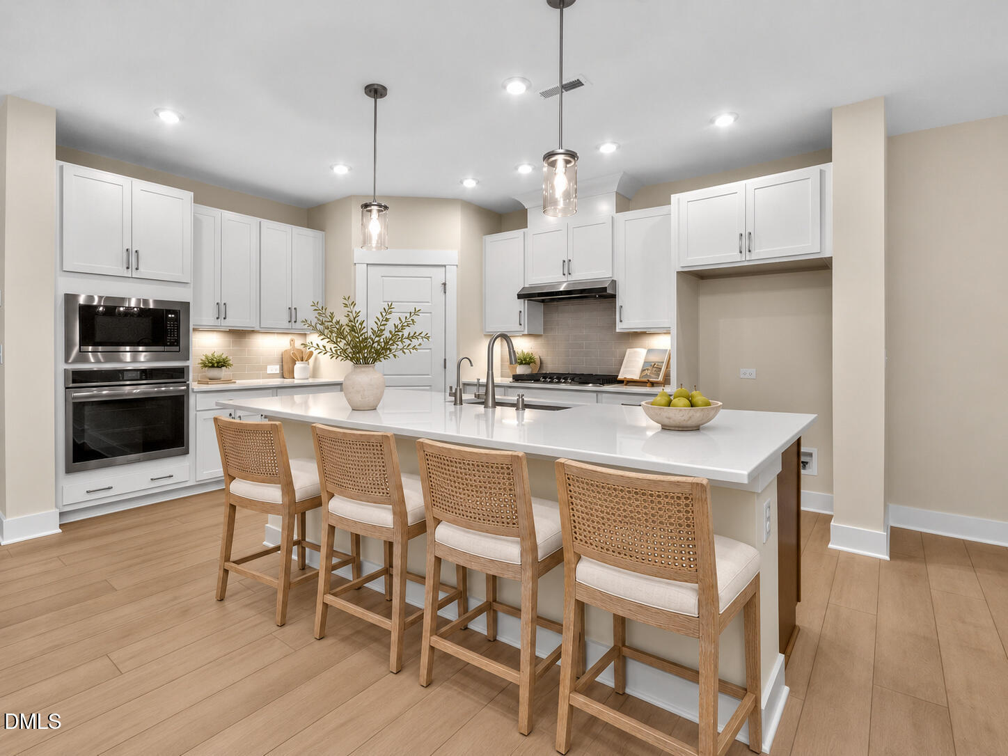 422 North Village Parkway