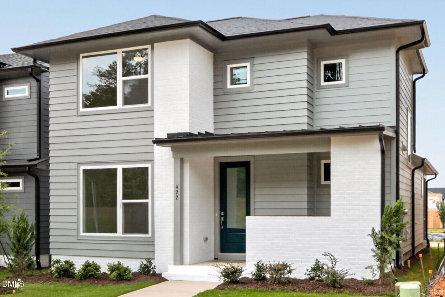 422 North Village Parkway