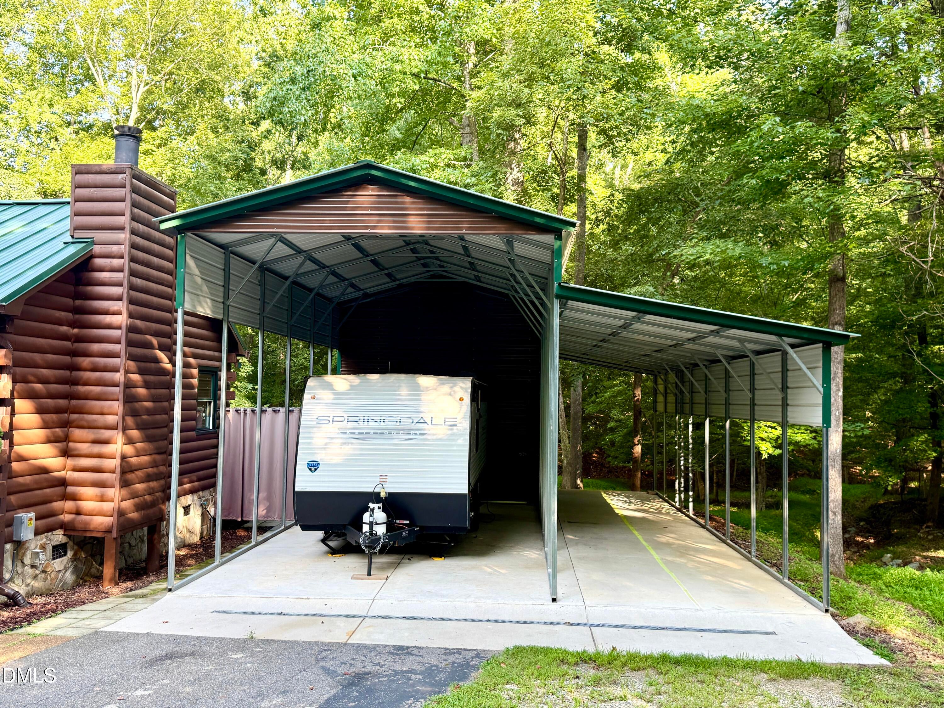 3216 Oak Knob Court