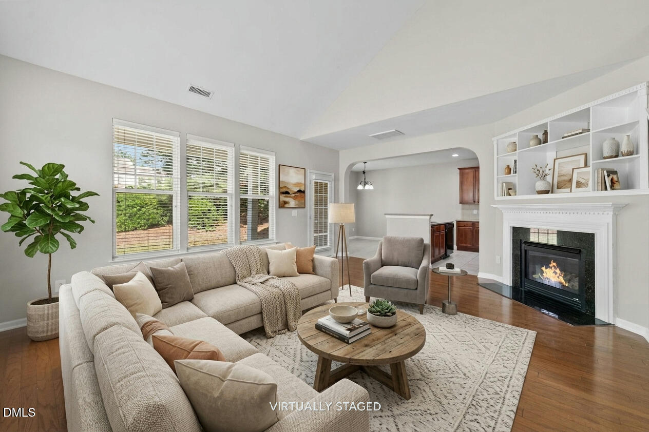 101 Courts Garden Way