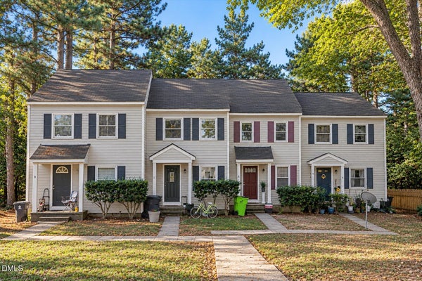 310 CULVERT ST, APEX, NC 27502 - Image 27c0e7673defc5d4f1f486d5fc596d14/4044380342