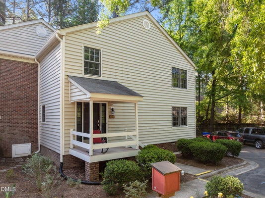 109 SULLY CT, CHAPEL HILL, NC 27514 - Image 27fc9c27aa75aea4373d2fc63ac6a8d7/3879625038