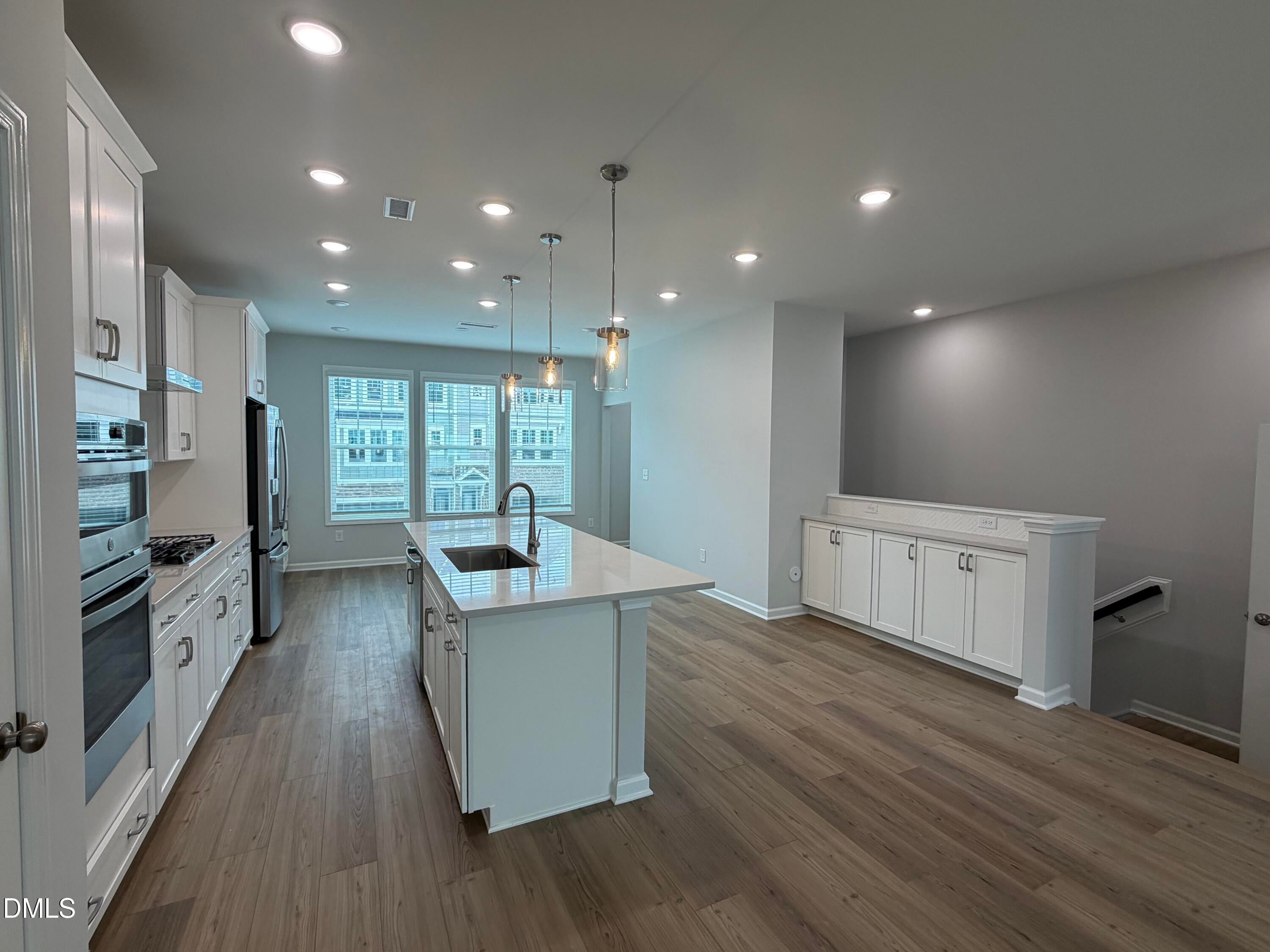 9037 Hazy Jade Way