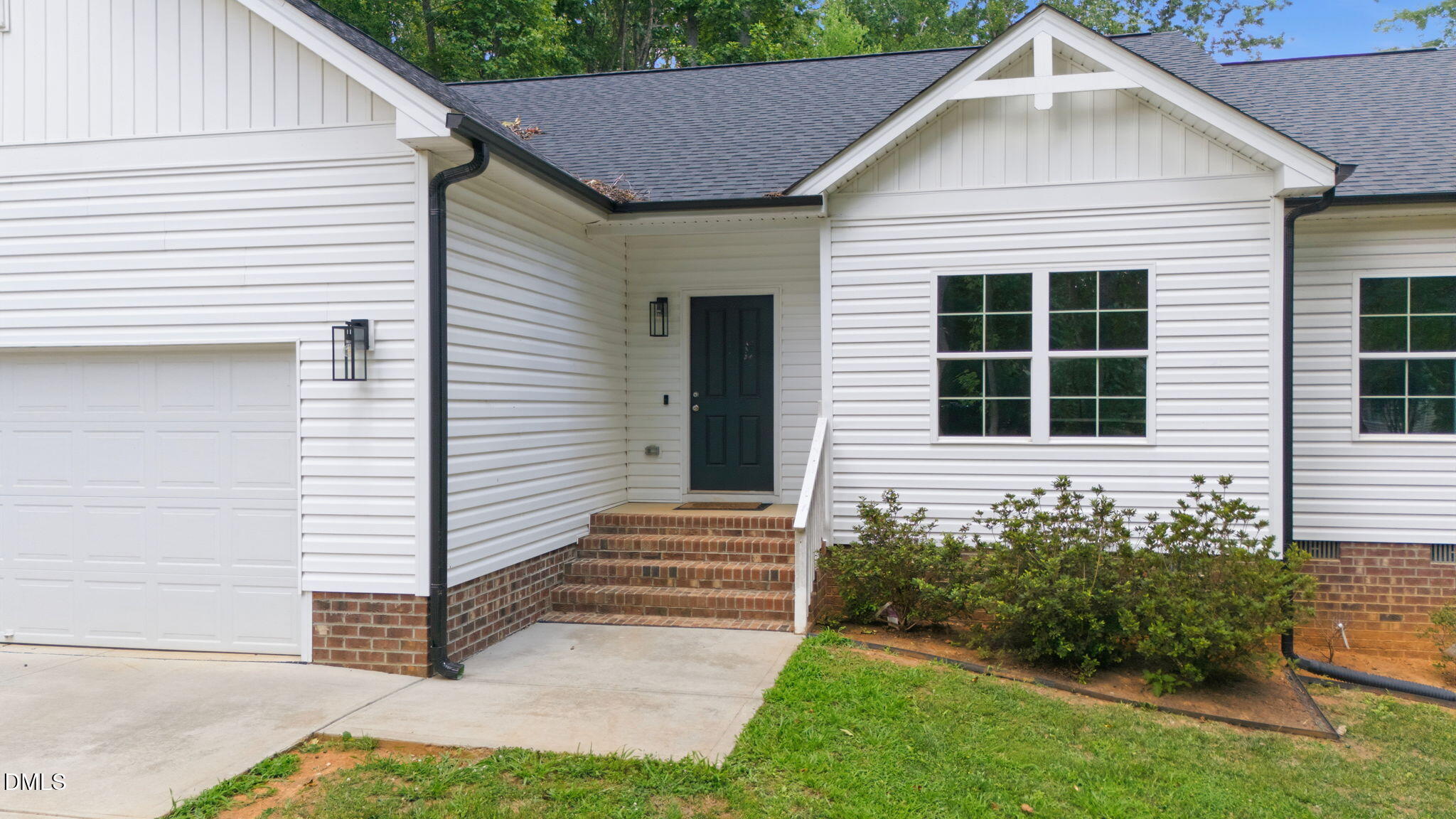 802 Oaks Lane Road