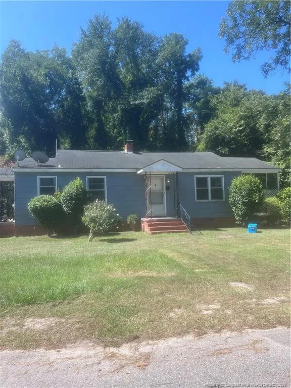 104 E Cottingham Street