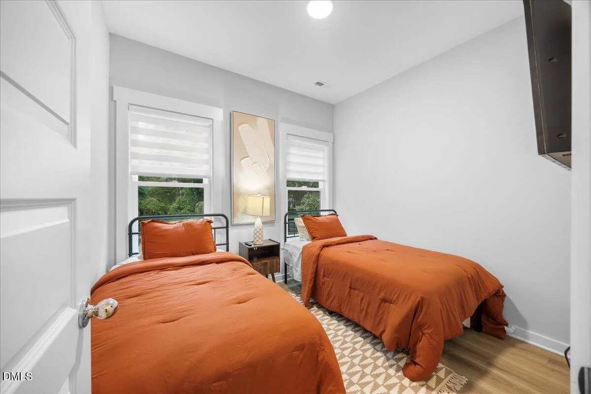 1917 Essex Road Unit B
