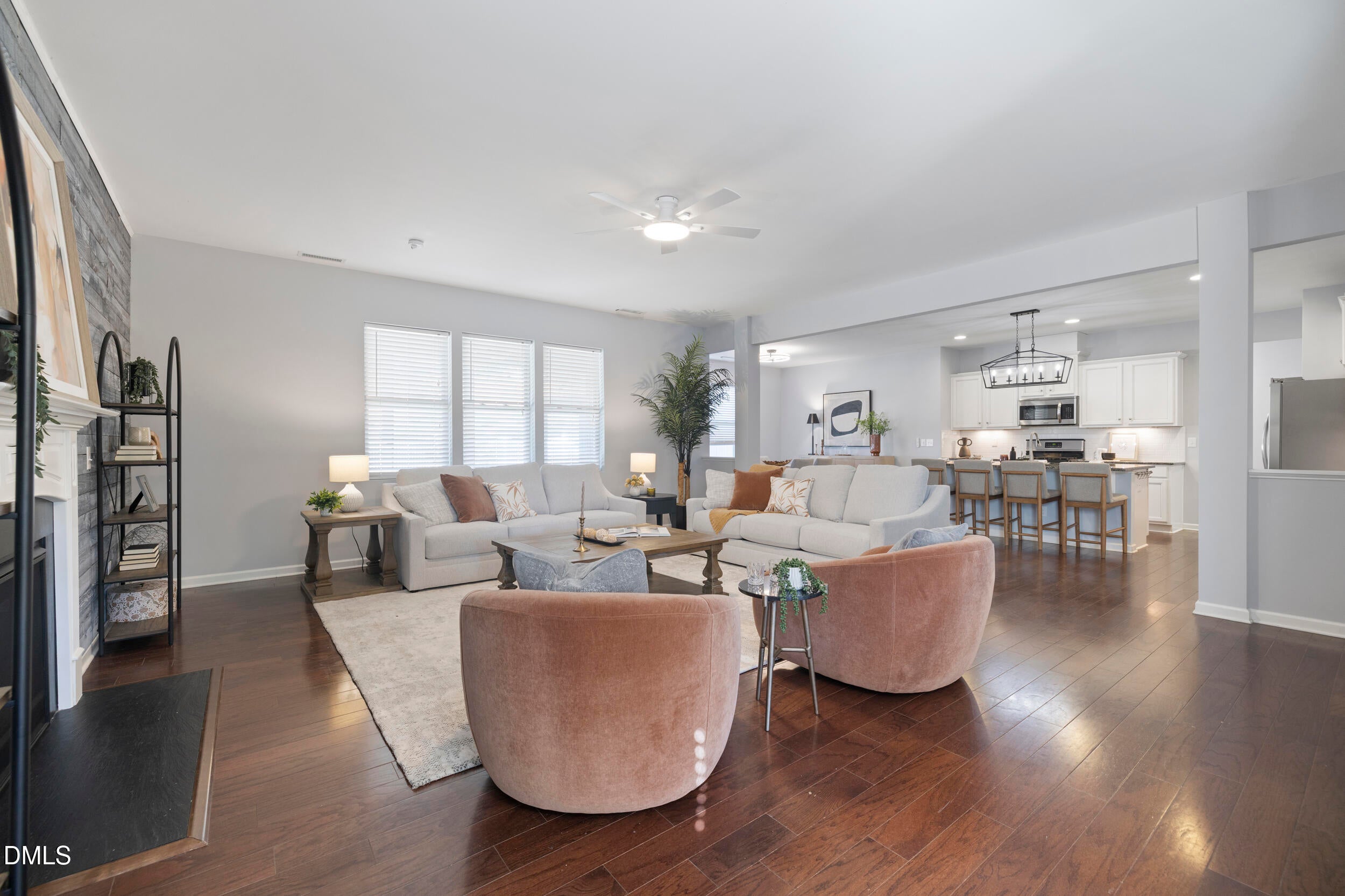 1210 Gaby Lane